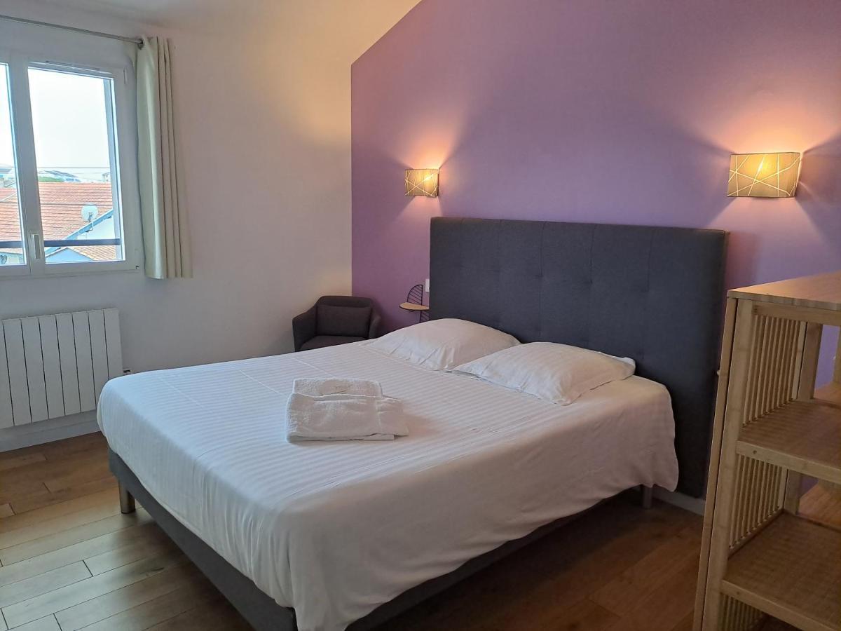 Hotel L'Auberge Canaulaise Lacanau Eksteriør bilde